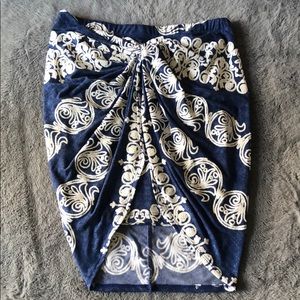 Blue and white detail skirt